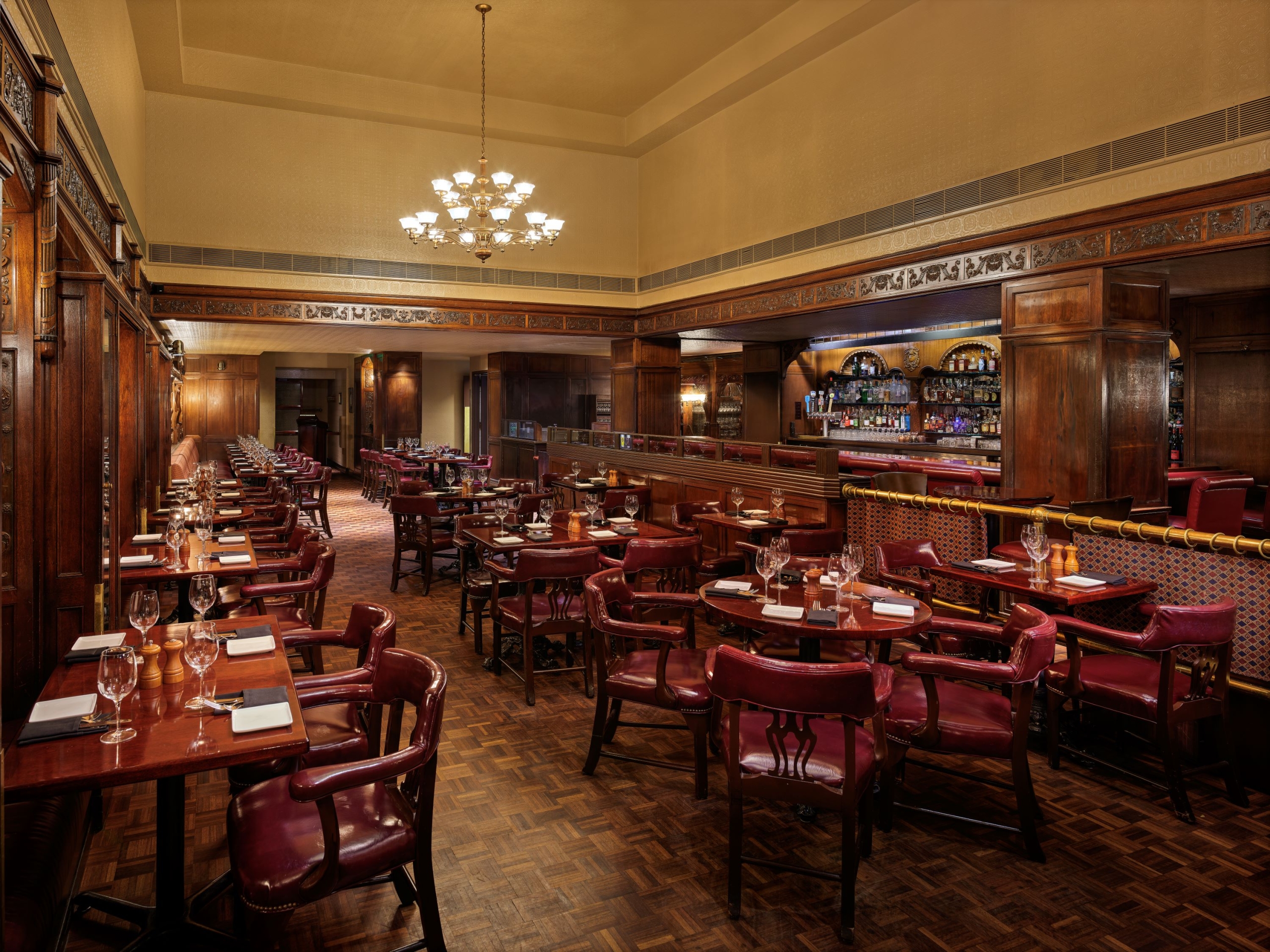 Shuckers dining room