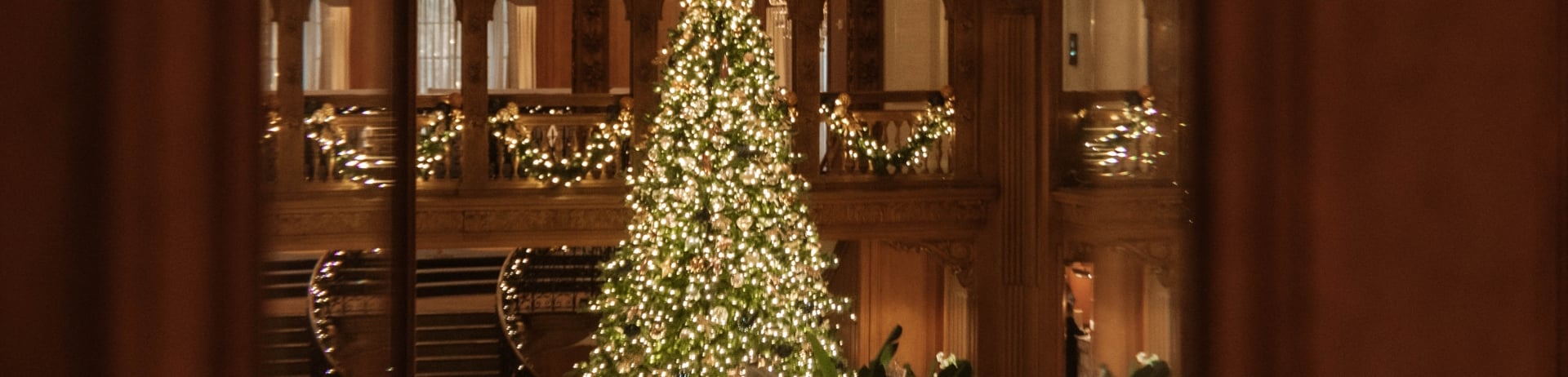Celebrate the Holidays at Fairmont Olympic 1
